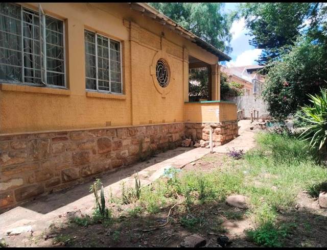 3 BEDROOM HOUSE FOR SALE IN TROYEVILLE